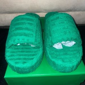 Bottega Veneta Resort Sponge Slides